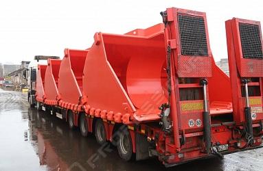 Professional shipped a batch of LHD buckets to Australia